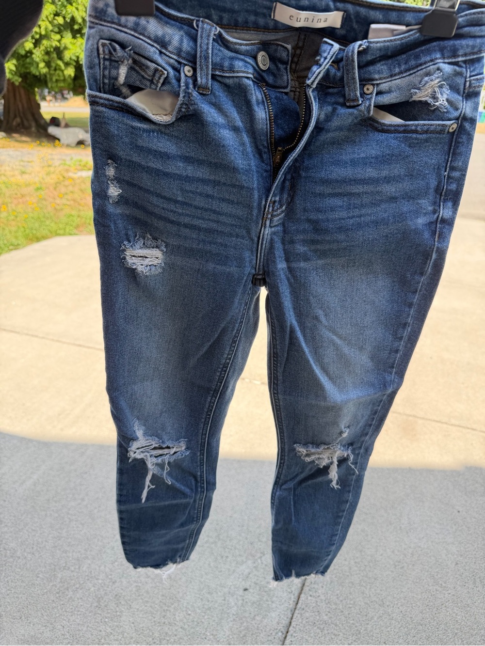 eunina Distressed Medium Blue Ankle Jeans